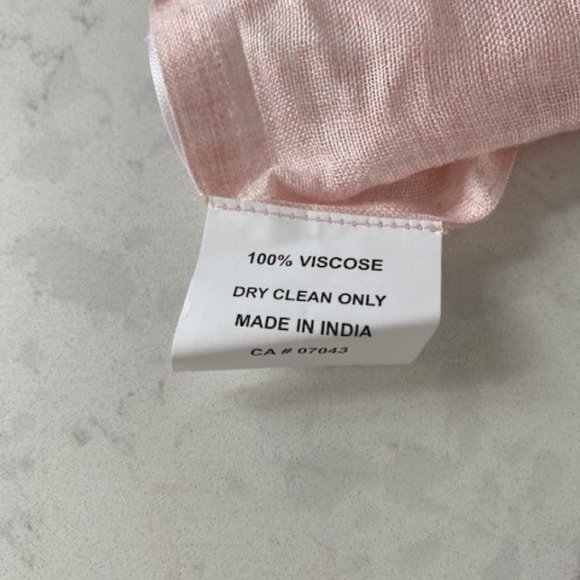 NWOT Aphorism  Pink Fashion Scarf - Picture 2 of 4